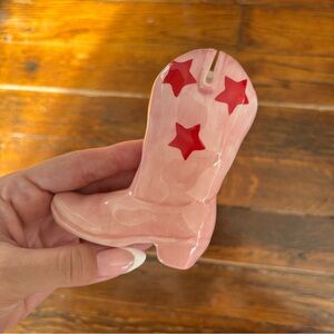 NWOT UO \\ cowboy boot Polaroid photo holder